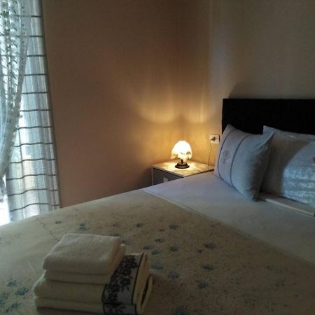Jelena'S Luxury Apartments Sarandë 外观 照片