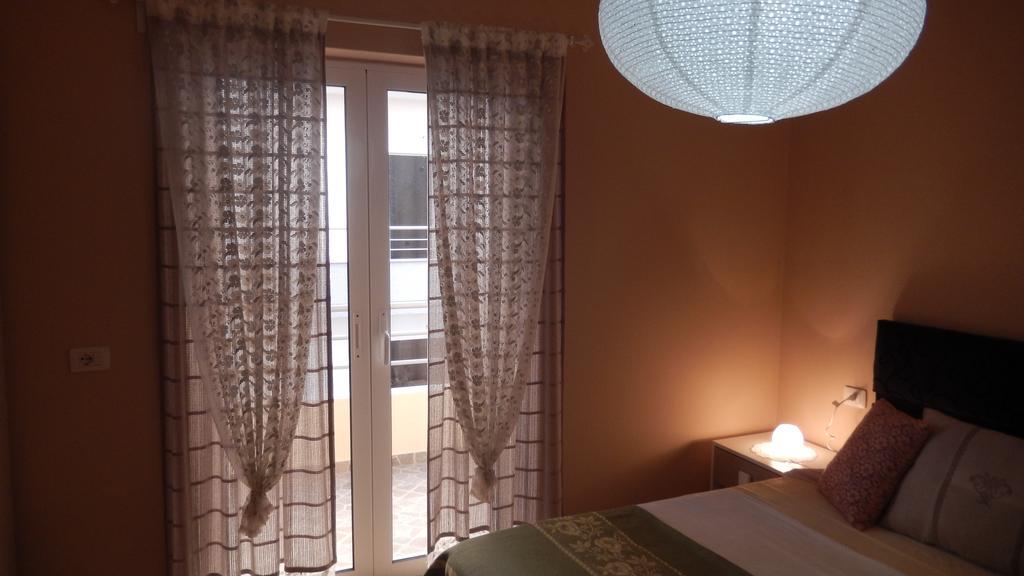 Jelena'S Luxury Apartments Sarandë 外观 照片